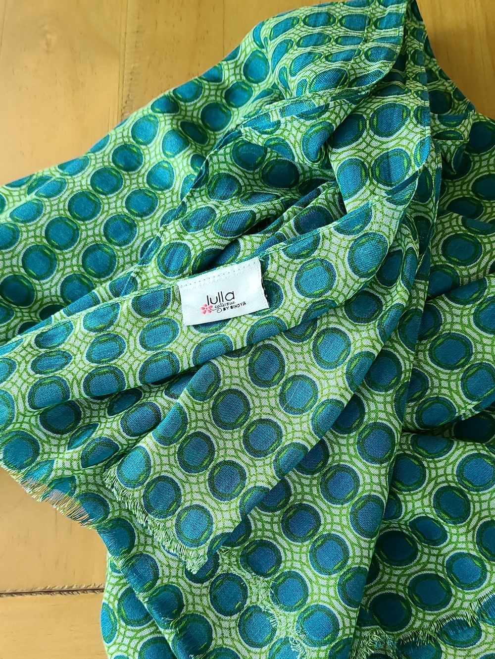 Lulla By Bindya Green and Teal Geometric Scarf